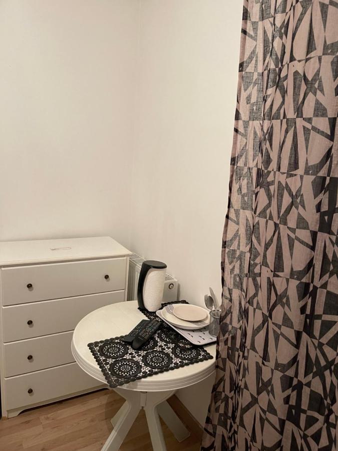 Chambre Equipee Proche Disneyland Et Parc Du Patis Meaux Exteriör bild