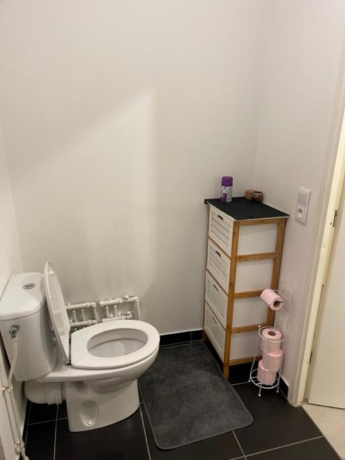 Chambre Equipee Proche Disneyland Et Parc Du Patis Meaux Exteriör bild